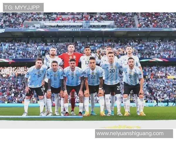 阿根廷足球传奇明星的辉煌历程与影响力探讨